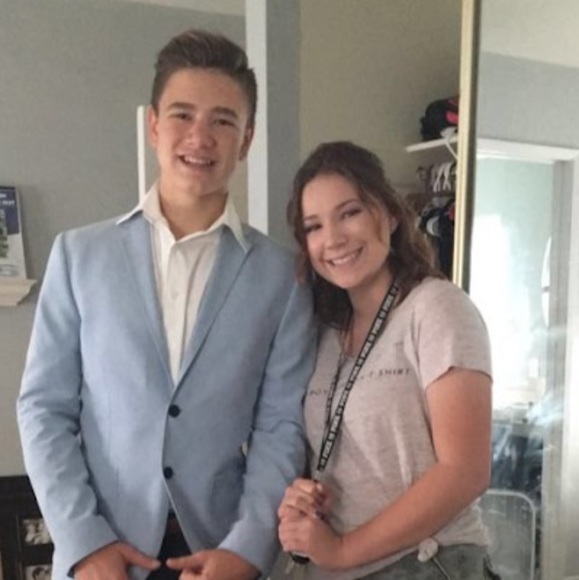 Meet your Posher, Trinity - Picture 1 of 1